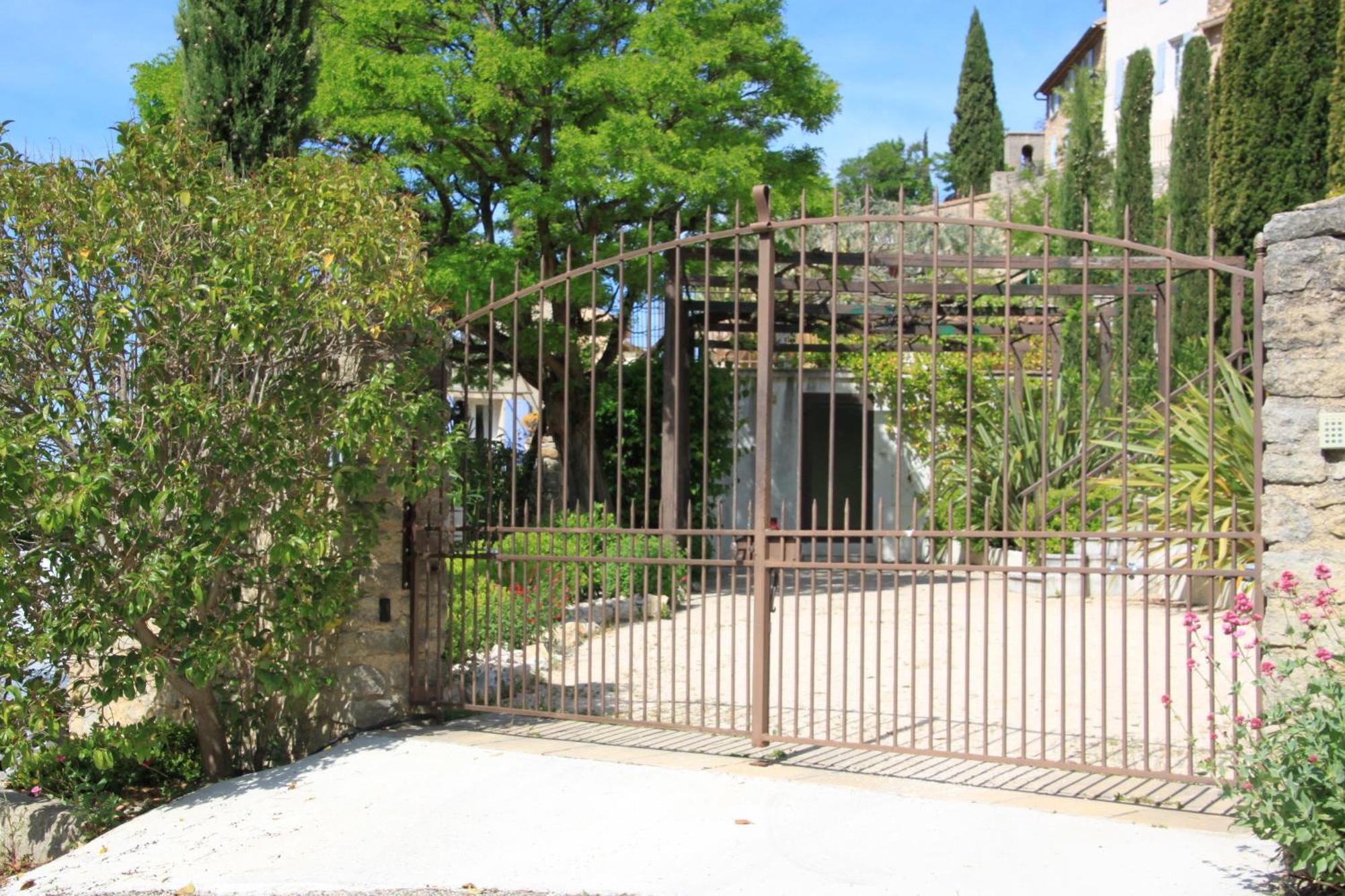 Vila Les Terrasses De La Roque-Alric Exteriér fotografie